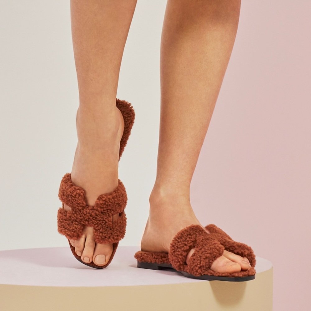 SOLD!Hermes ORAN sandals
